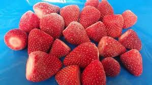 🍓 Whole Frozen Strawberry
